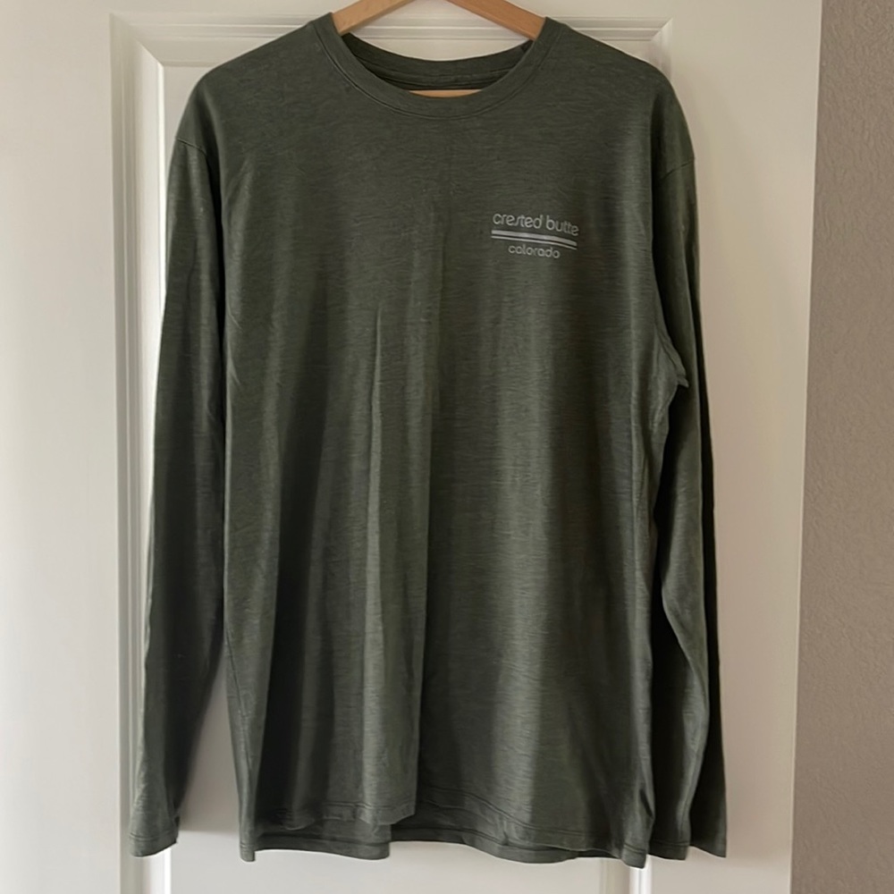 Crested Butte CO olive green soft long sleeve 🌲